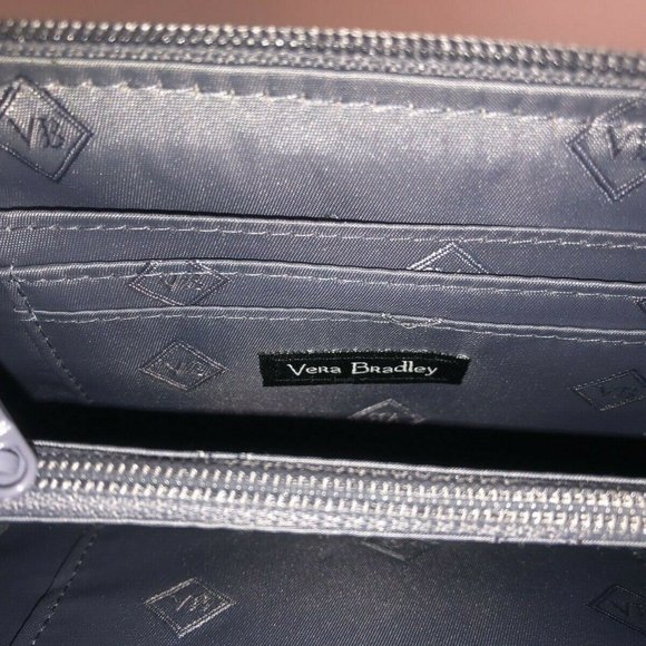 Vera Bradley Iconic RFID All in One Crossbody NWT - Picture 5 of 9